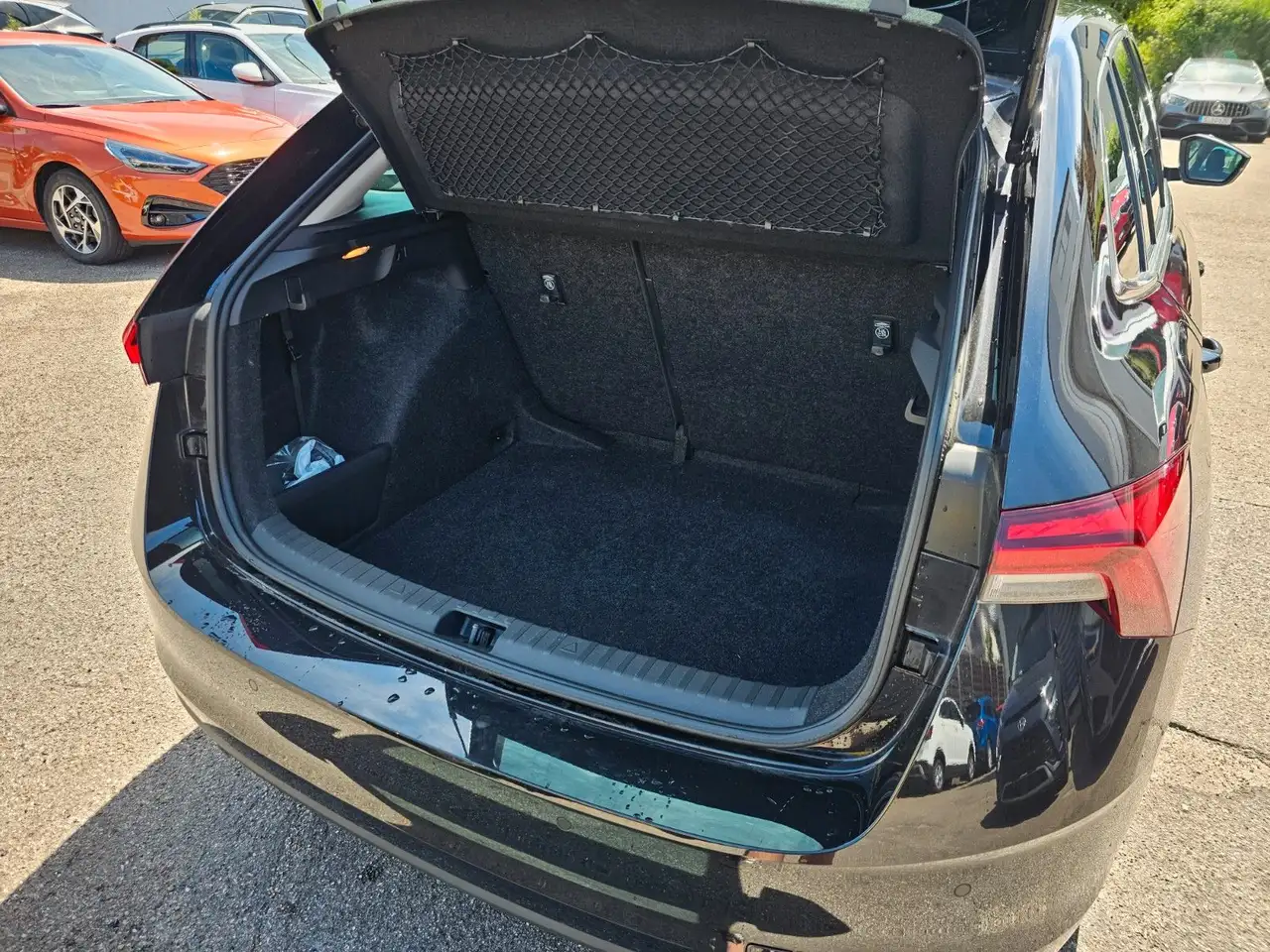 Skoda Scala 1,0 TSI DSG Selection — Galerie du véhicule 10