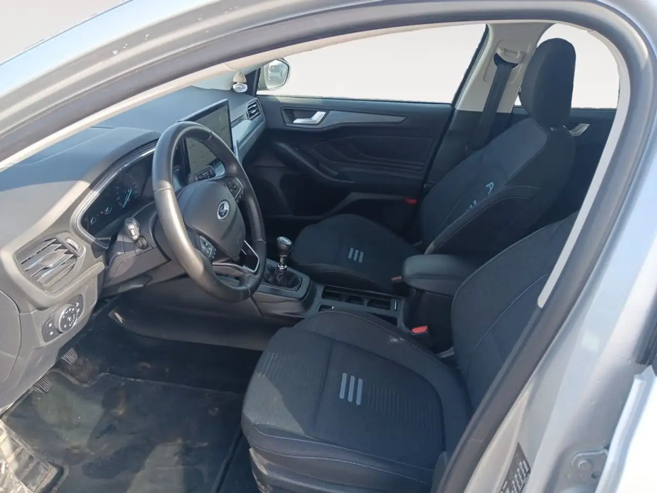 Ford Focus 1.0 Ecoboost MHEV Active 155 — Vehicle gallery 12