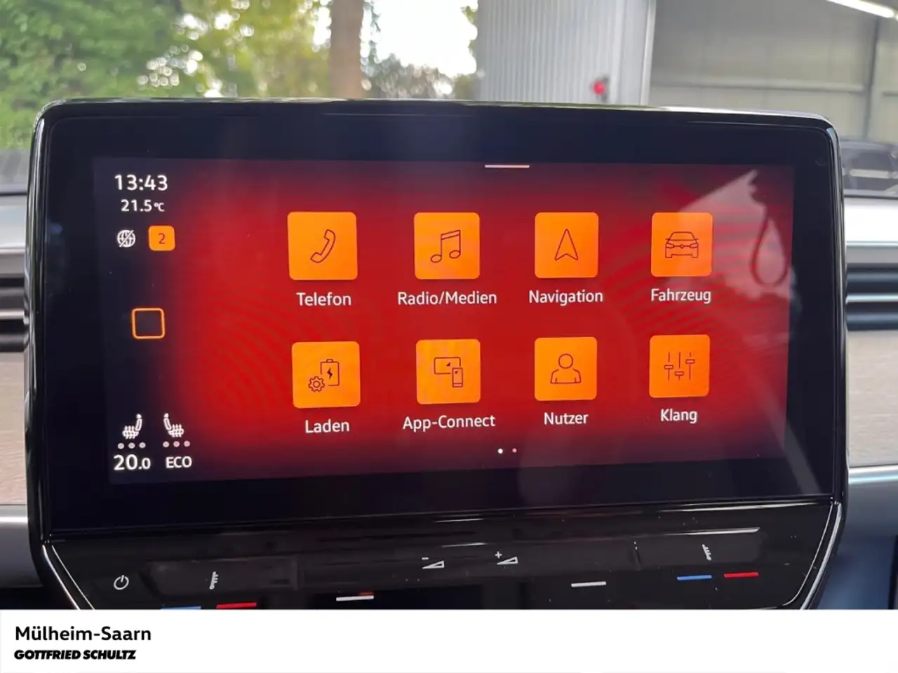 Volkswagen ID. Buzz Pro KR 150 kW (204 PS) Navi LED ACC Leichtmetallrä — معرض صور السيارة 14