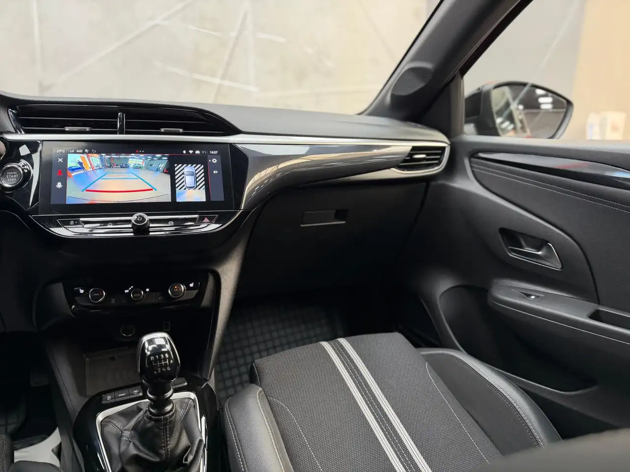 Opel Corsa GS 1.2 |NAVI|KAM|SHZG|TEMP — معرض صور السيارة 21
