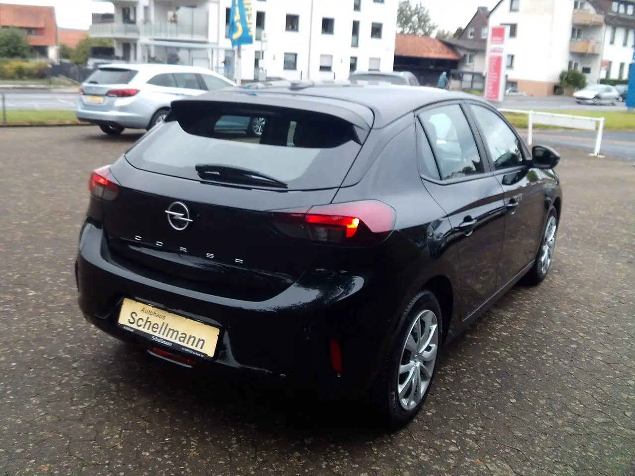 Opel Corsa F 1.2 Klima PDCv+h+Kam SHZ LHZ Navi-App — معرض صور السيارة 7