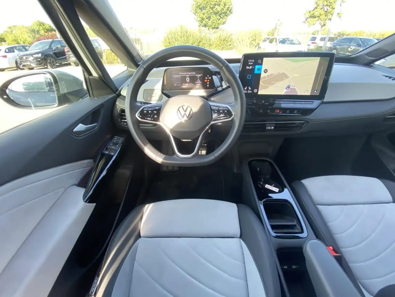 Volkswagen ID.3 PRO FACELIFT ACC+19"+EL.ERGO ACTIVE SITZE+P — Galería del vehículo 14