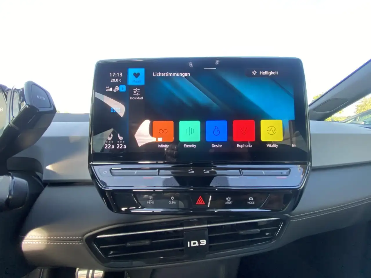 Volkswagen ID.3 PRO FACELIFT ACC+19"+EL.ERGO ACTIVE SITZE+P — Galería del vehículo 18