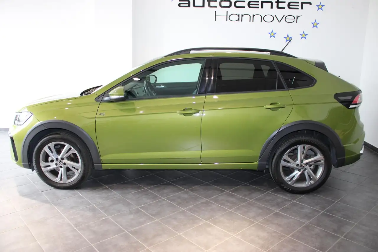 Volkswagen Taigo 1.0 TSI R-Line MATRIX LED IQ.Light Rear View — Galería del vehículo 4