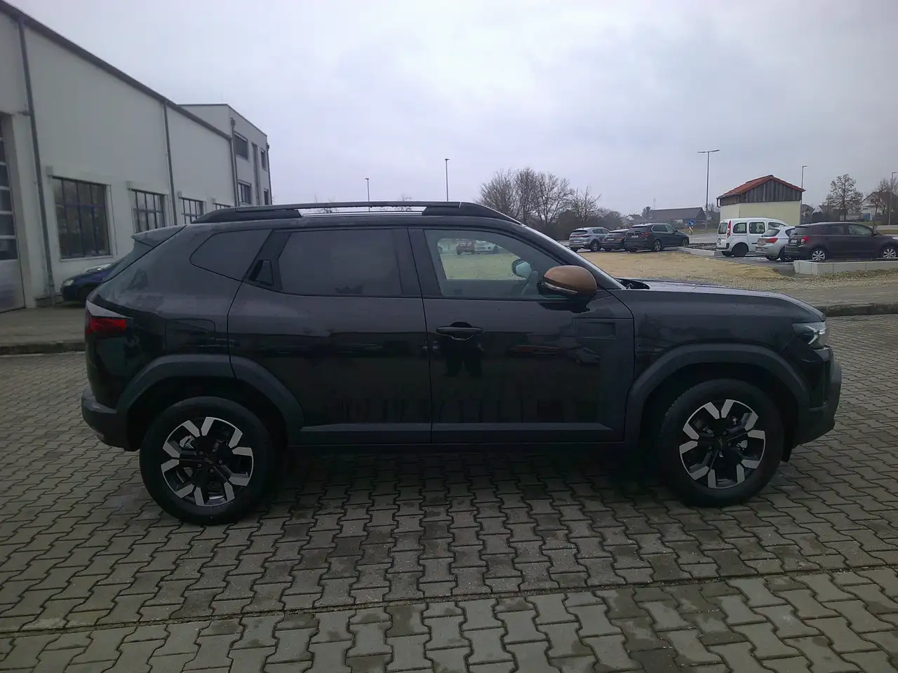Dacia Duster Hybrid 140 Extreme Automatik, Navi, Kamera — Galerie du véhicule 6