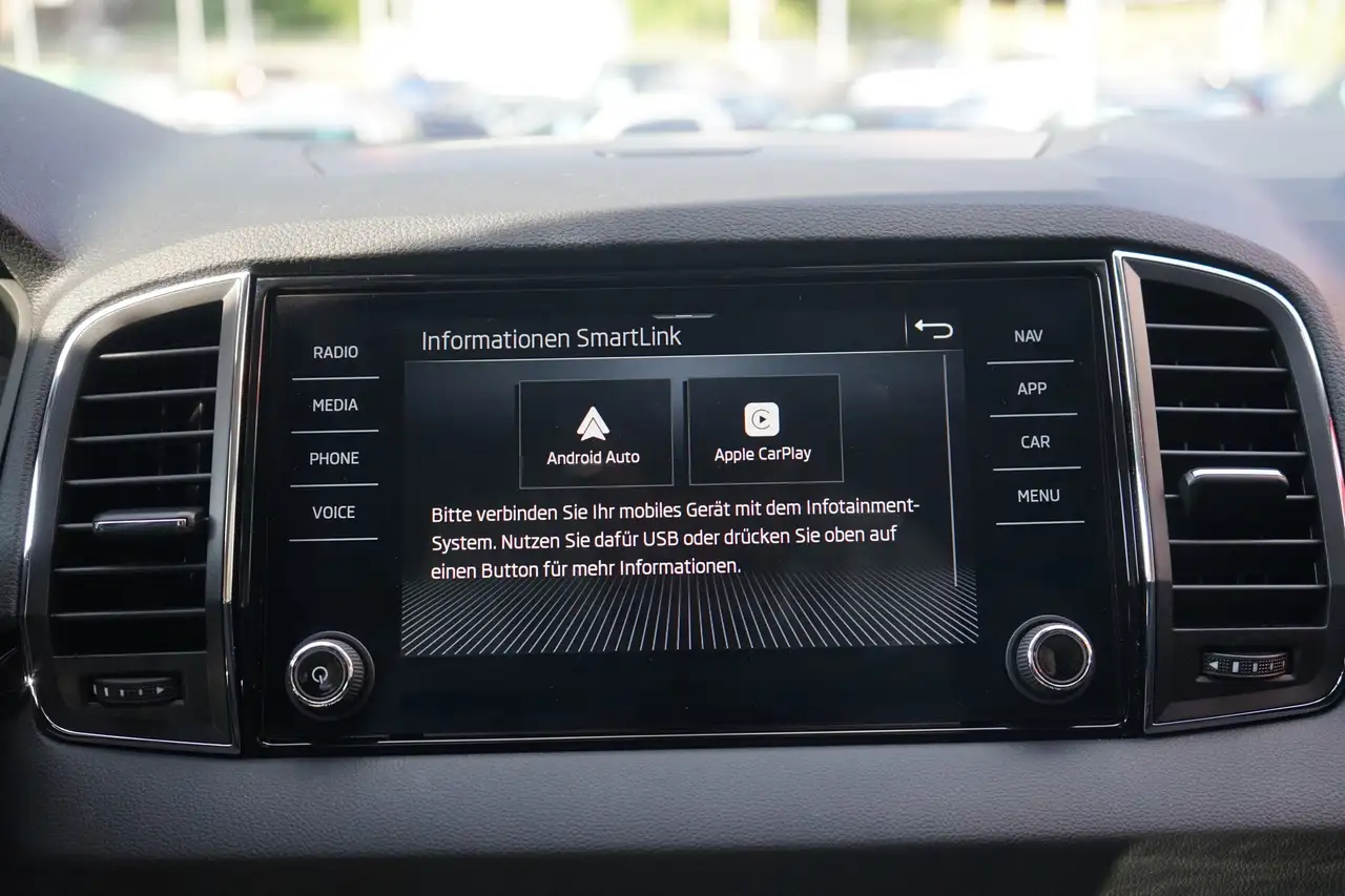 Skoda Karoq 1.5 TSI DSG LED Kamera 4xSitzheizung — Galería del vehículo 13