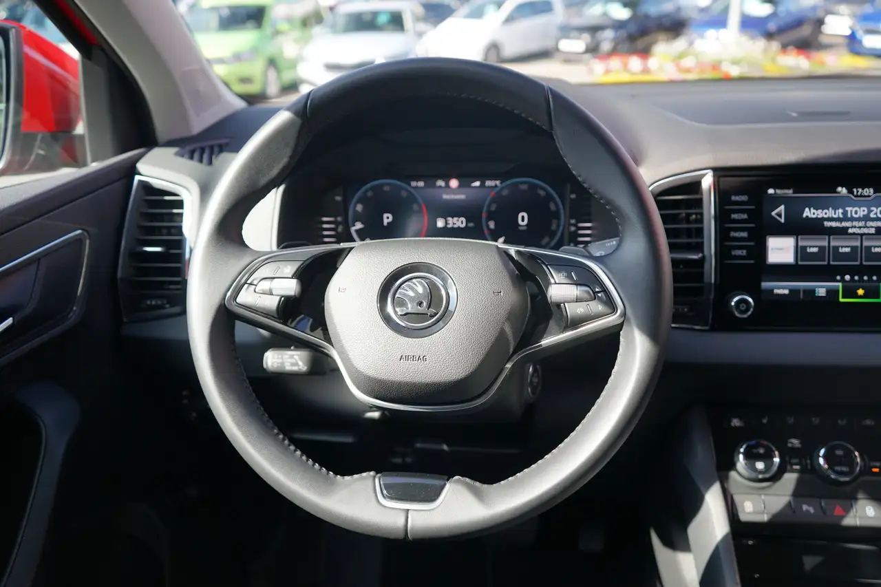 Skoda Karoq 1.5 TSI DSG LED Kamera 4xSitzheizung — Galería del vehículo 22