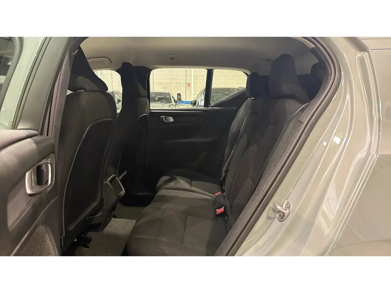 Volvo XC40 T2 Essential Aut. — Vehicle gallery 6