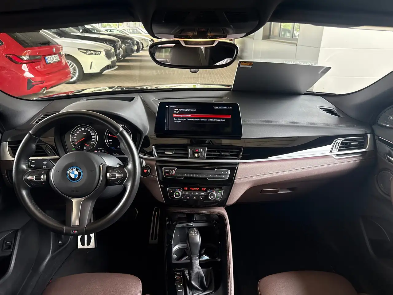 BMW X2 xDrive25e M Sport M Sportpaket Head-Up DAB — Galerie du véhicule 11