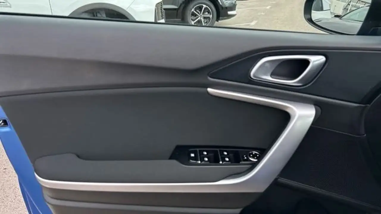 Kia XCeed 1.5 MHEV DCT Drive — Galerie du véhicule 19