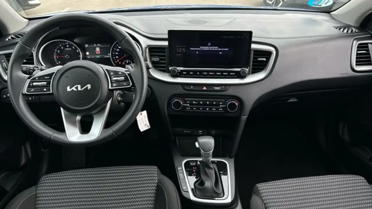 Kia XCeed 1.5 MHEV DCT Drive — Galerie du véhicule 9