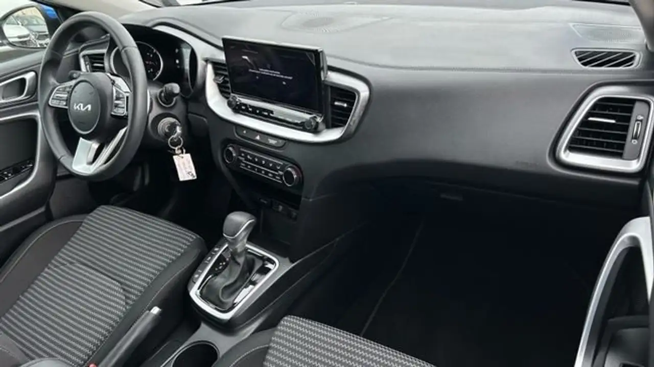 Kia XCeed 1.5 MHEV DCT Drive — Galerie du véhicule 11