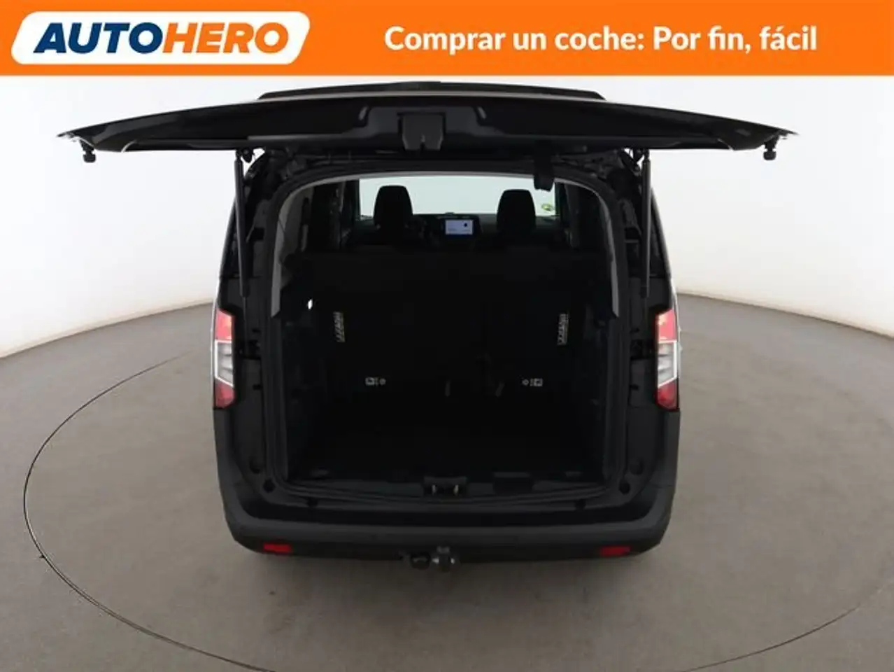 Ford Tourneo Courier 1.0 Ecoboost Titanium — Vehicle gallery 17