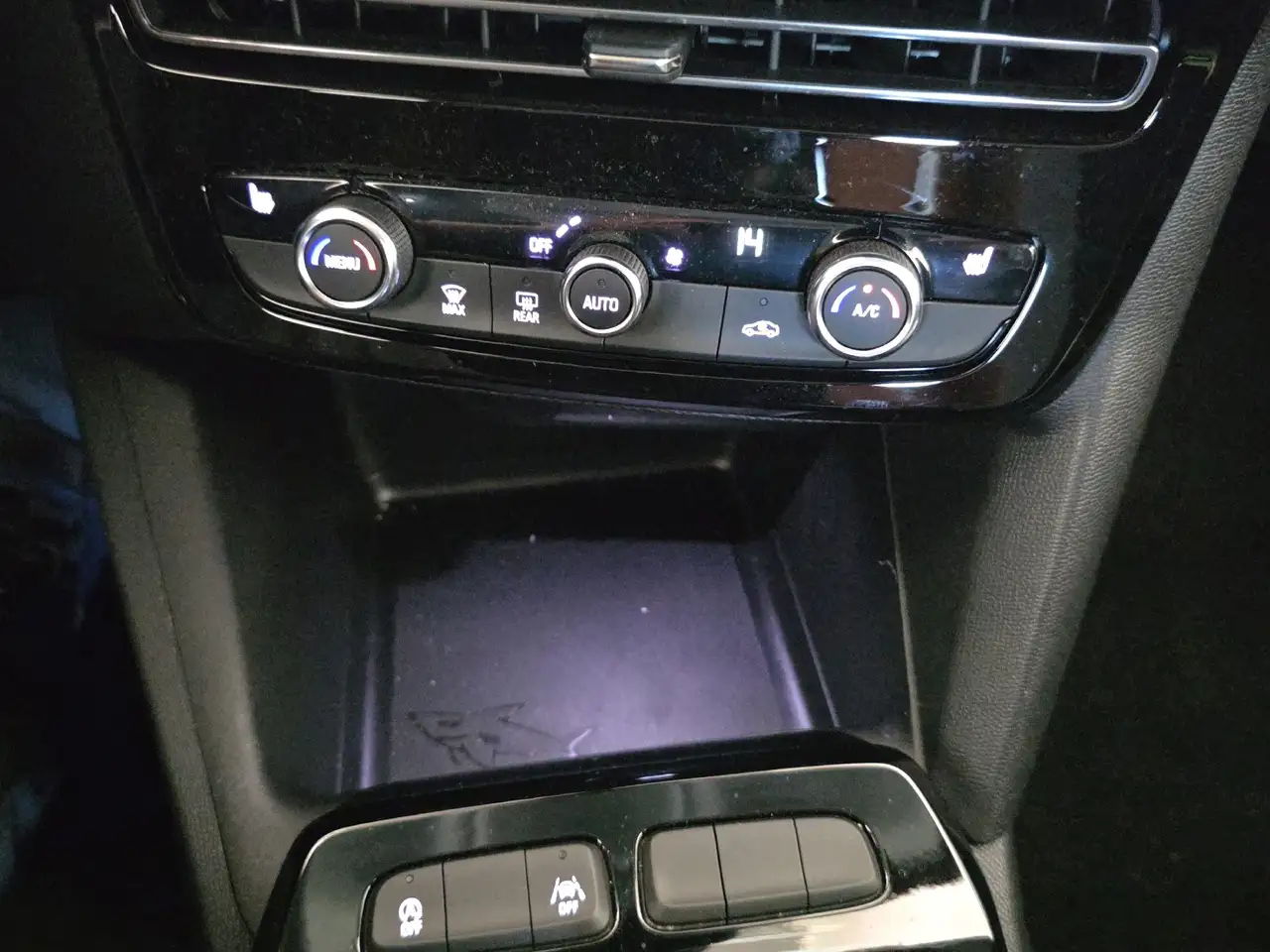 Opel Mokka 1.2 Turbo Elegance *Klimaautomatik*LED* — Vehicle gallery 14