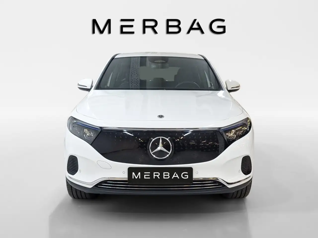 Mercedes-Benz EQA 350 4M AUT Kam. KeyLess KlimaA LED LM Navi — Galería del vehículo 7