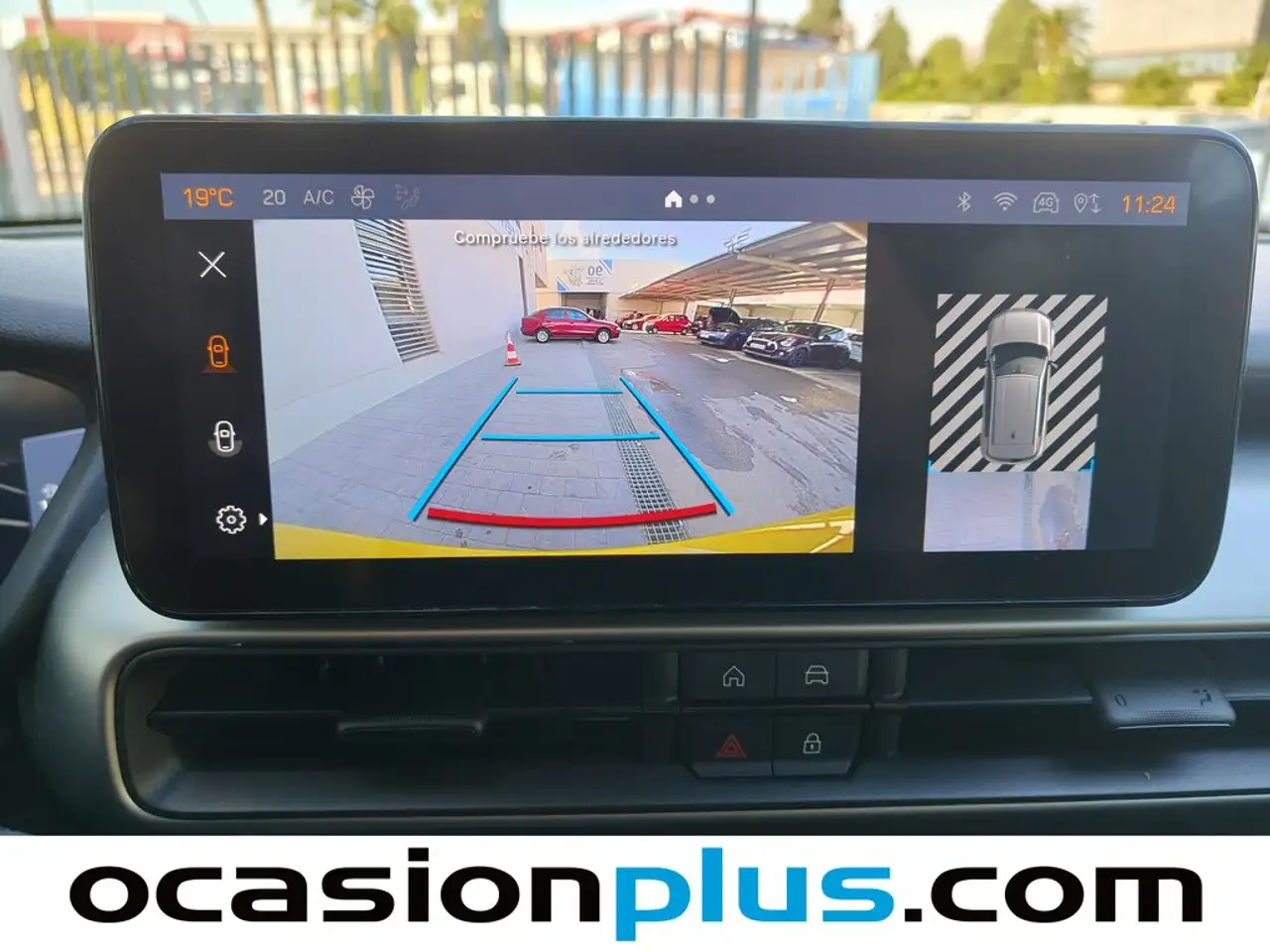 Jeep Avenger 1.2 Summit 74KW — Vehicle gallery 8
