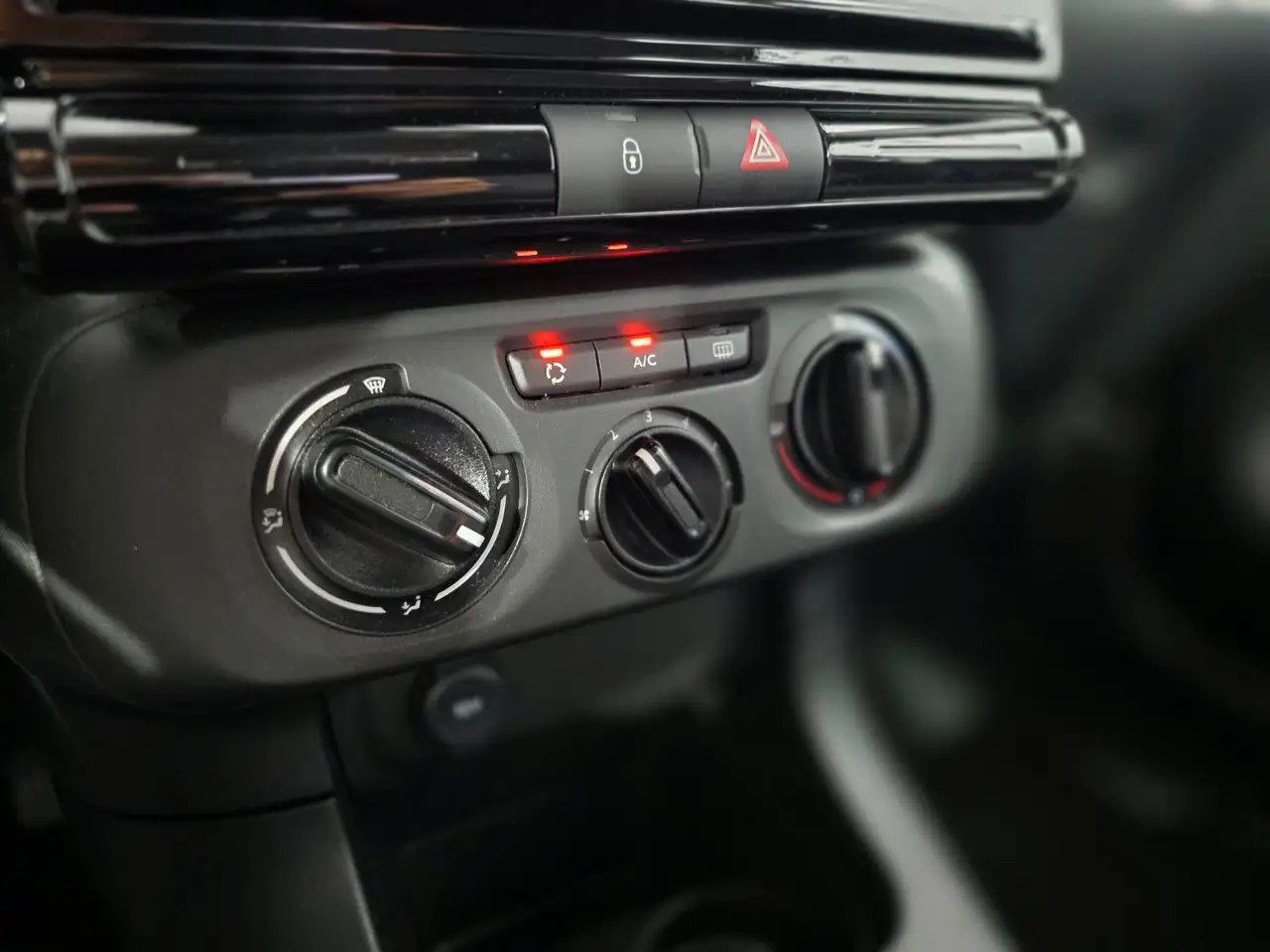 Citroen C3 YOU*1.HAND — Galería del vehículo 22