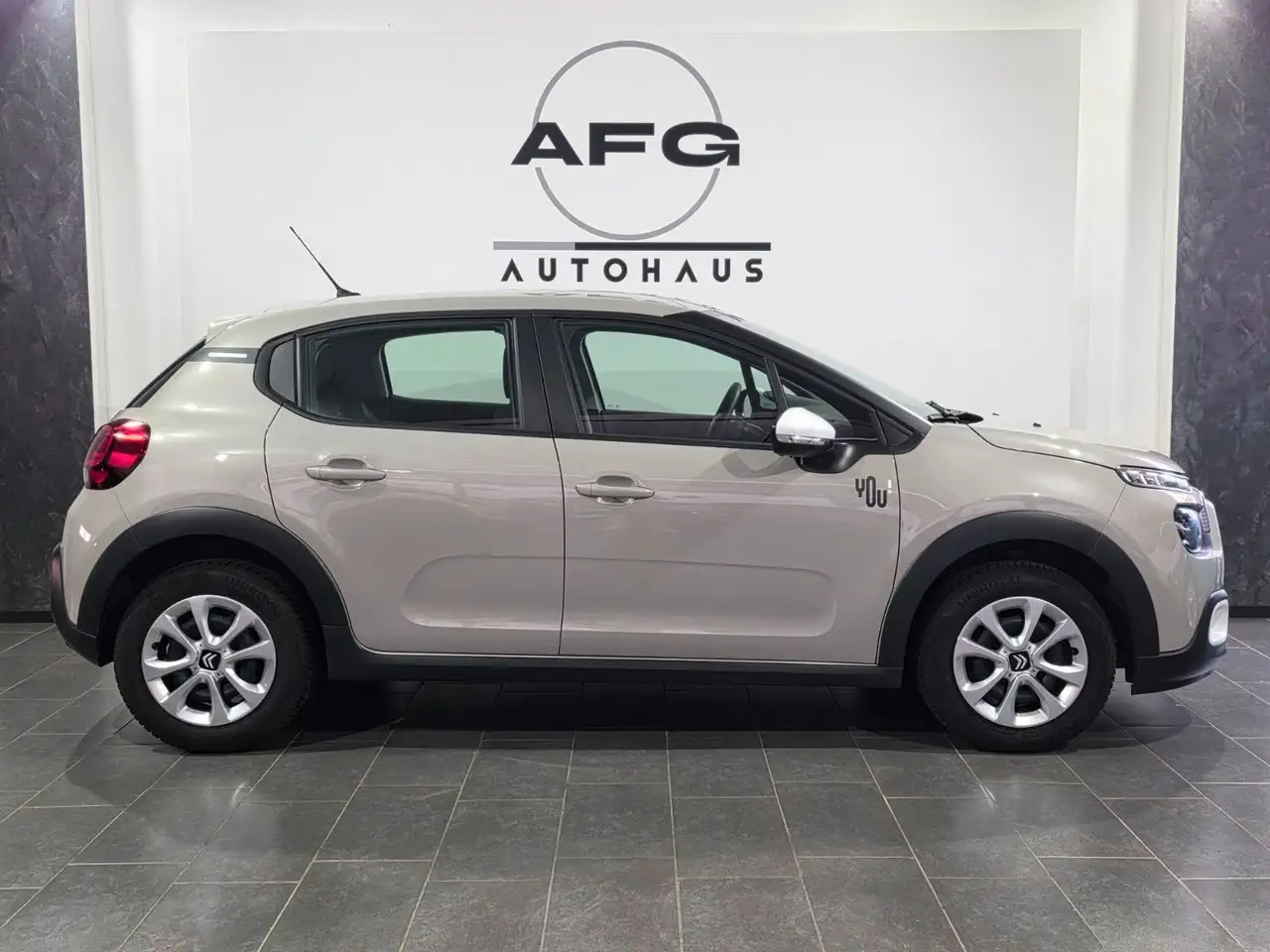 Citroen C3 YOU*1.HAND — Galería del vehículo 4
