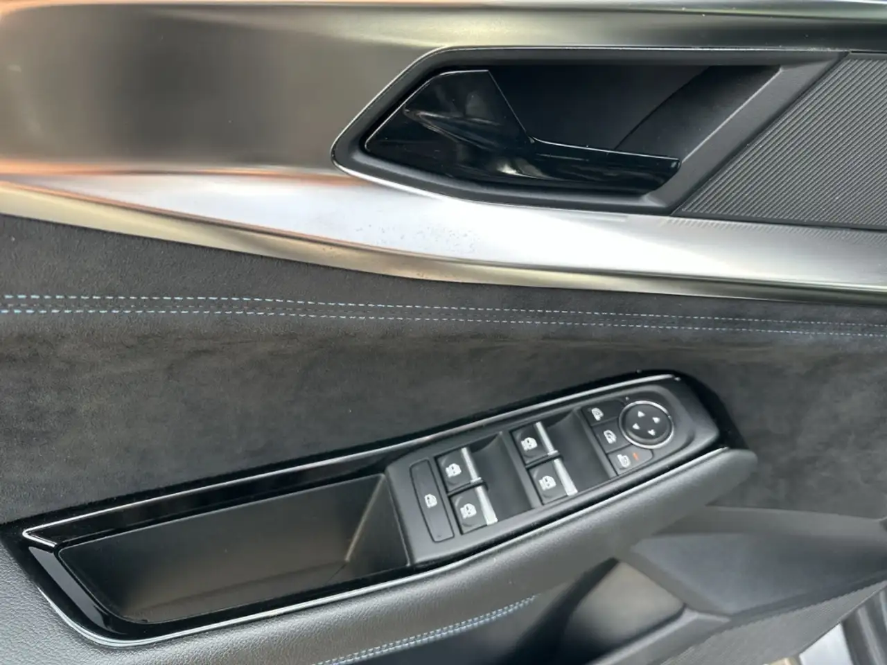 Renault Austral TECHNO ESPRIT ALPINE 160PS Techno Esprit Alpine SH — معرض صور السيارة 20