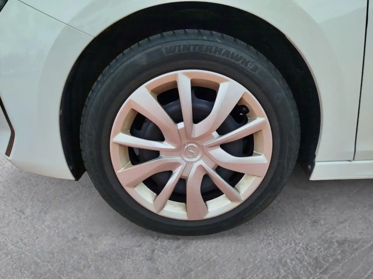 Opel Corsa Basis Metallic — معرض صور السيارة 20