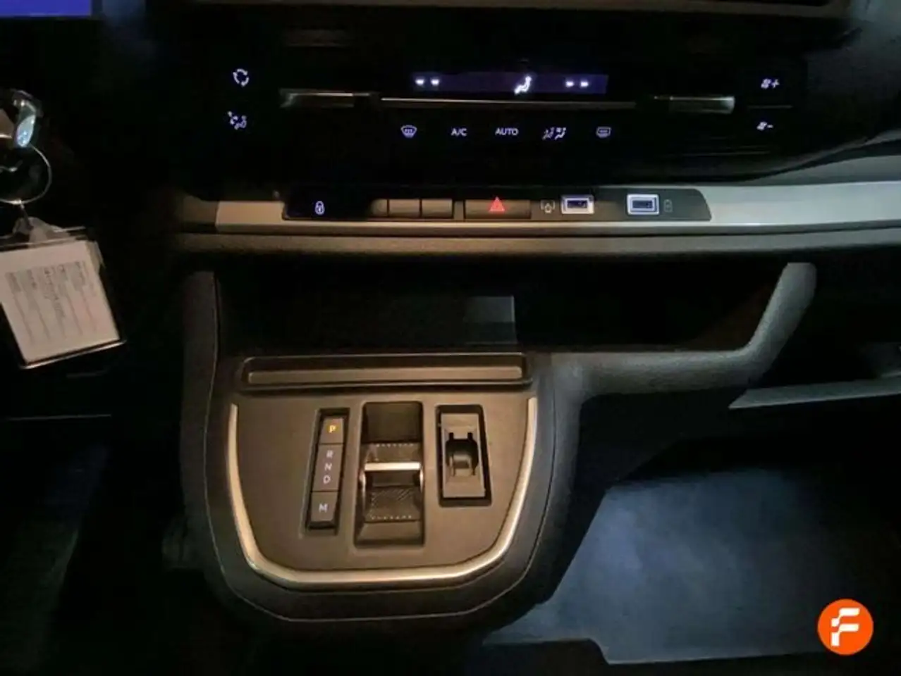 Peugeot Traveller Business Long BlueHDi 180 S&S EAT8 - 5P (2024) — Vehicle gallery 18