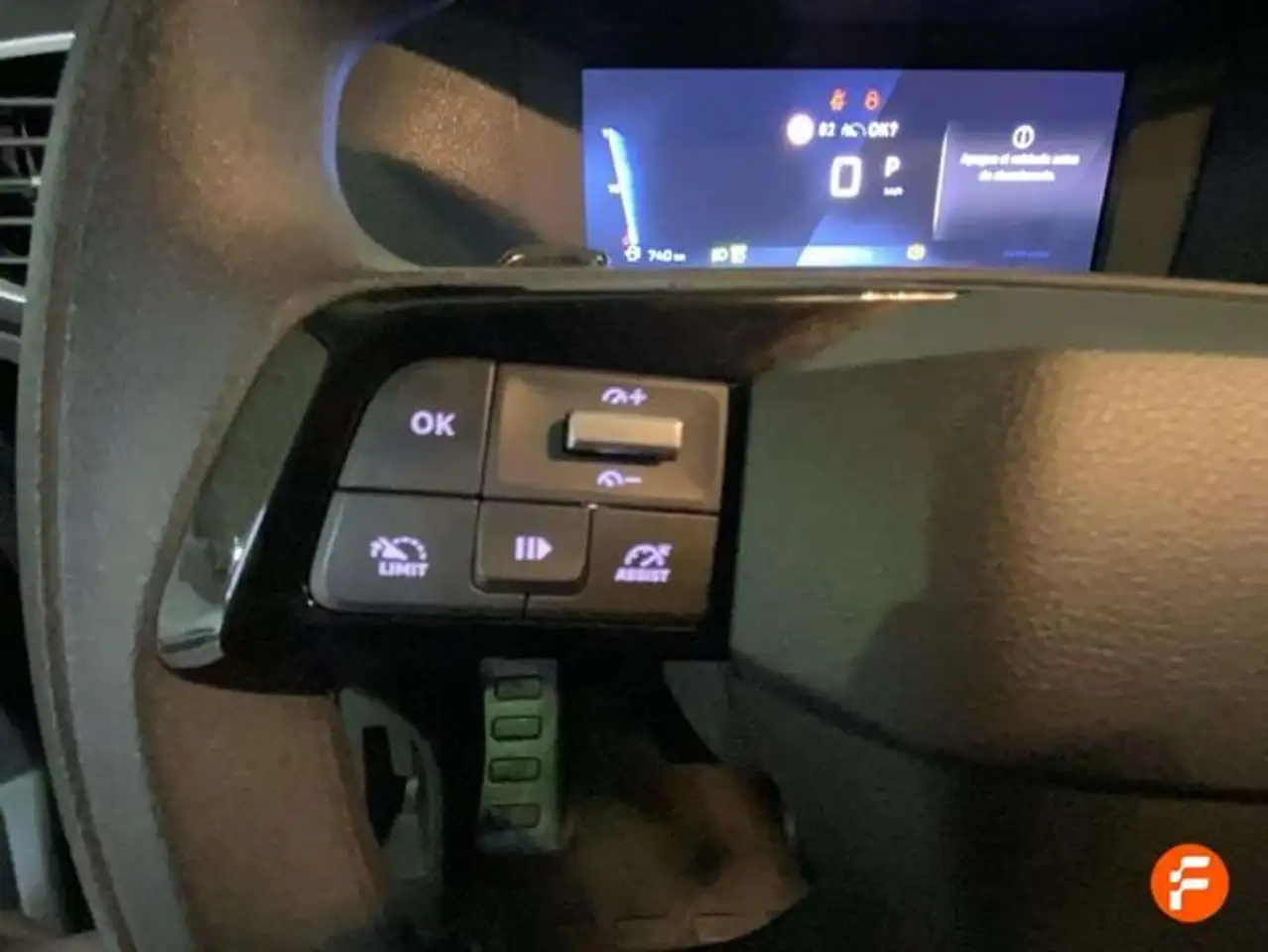 Peugeot Traveller Business Long BlueHDi 180 S&S EAT8 - 5P (2024) — Vehicle gallery 11