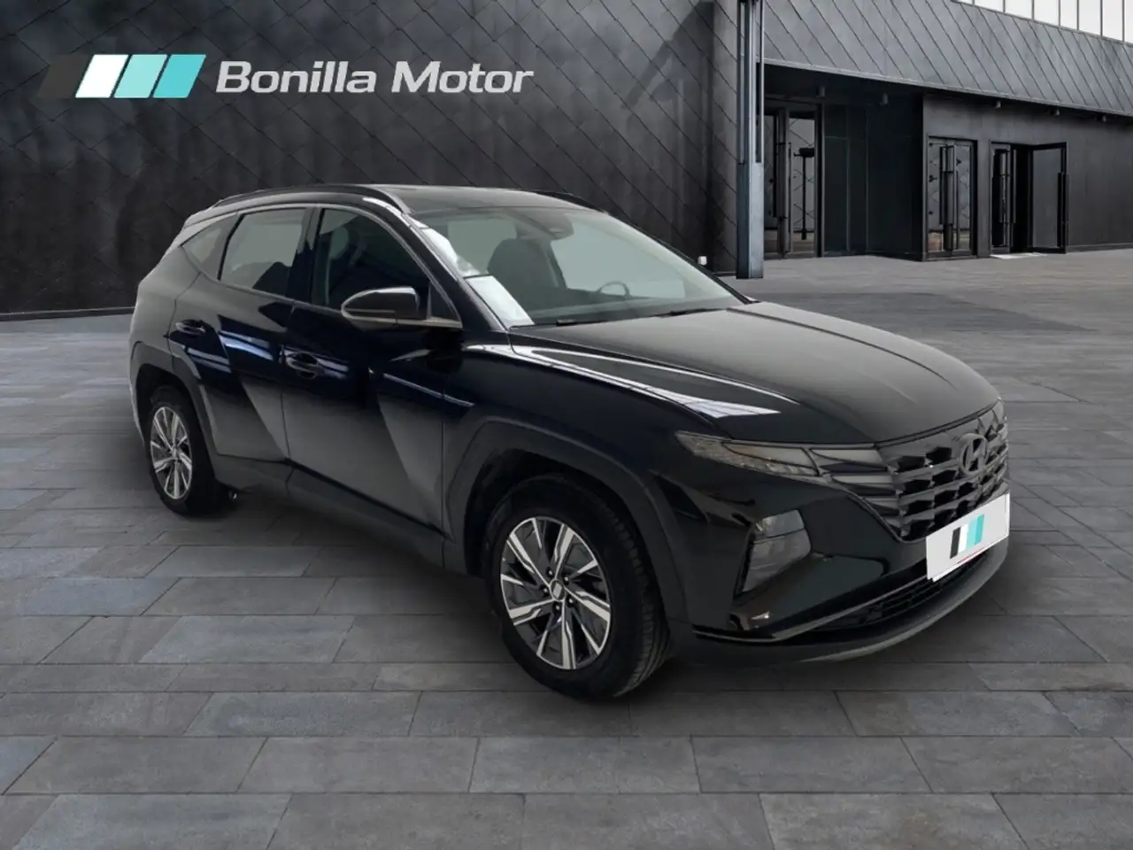 Hyundai TUCSON 1.6 CRDI Maxx 4x2 — معرض صور السيارة 6