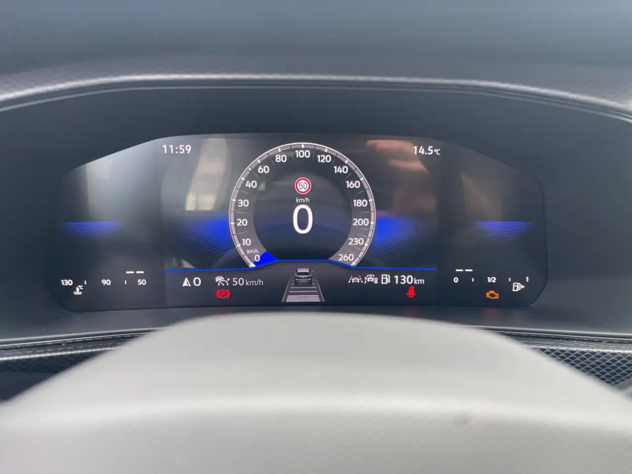 Volkswagen T-Cross 1.0 TSI Life IQ.Drive/Navi/Sitzheizung — Vehicle gallery 20