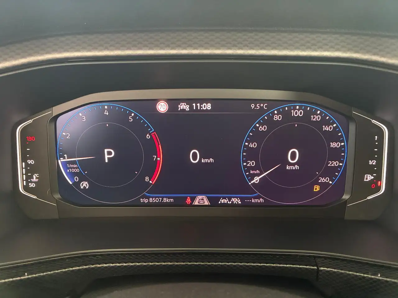 Volkswagen T-Cross Life 1.0 TSI DSG LED KAMERA ACC SHZ PDC — Vehicle gallery 12