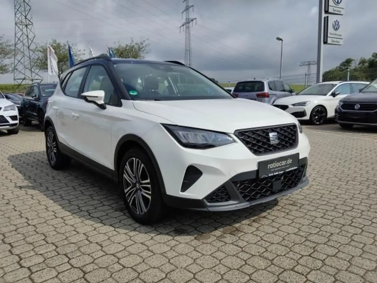 SEAT Arona ARONA STYLE EDITION 1.0 TSI DSG FULL-LINK SITZH. — Vehicle gallery 9