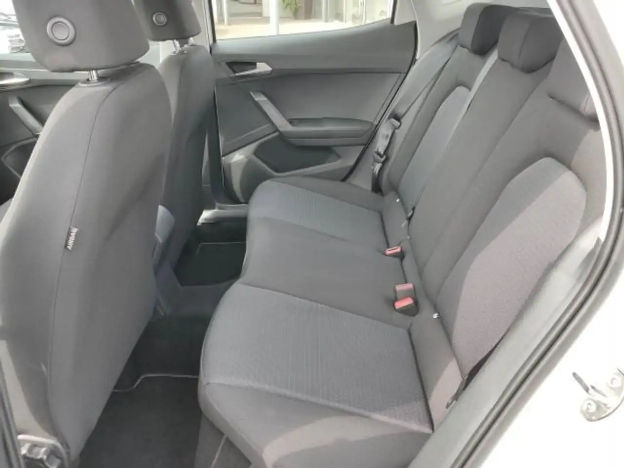 SEAT Arona ARONA STYLE EDITION 1.0 TSI DSG FULL-LINK SITZH. — Vehicle gallery 25