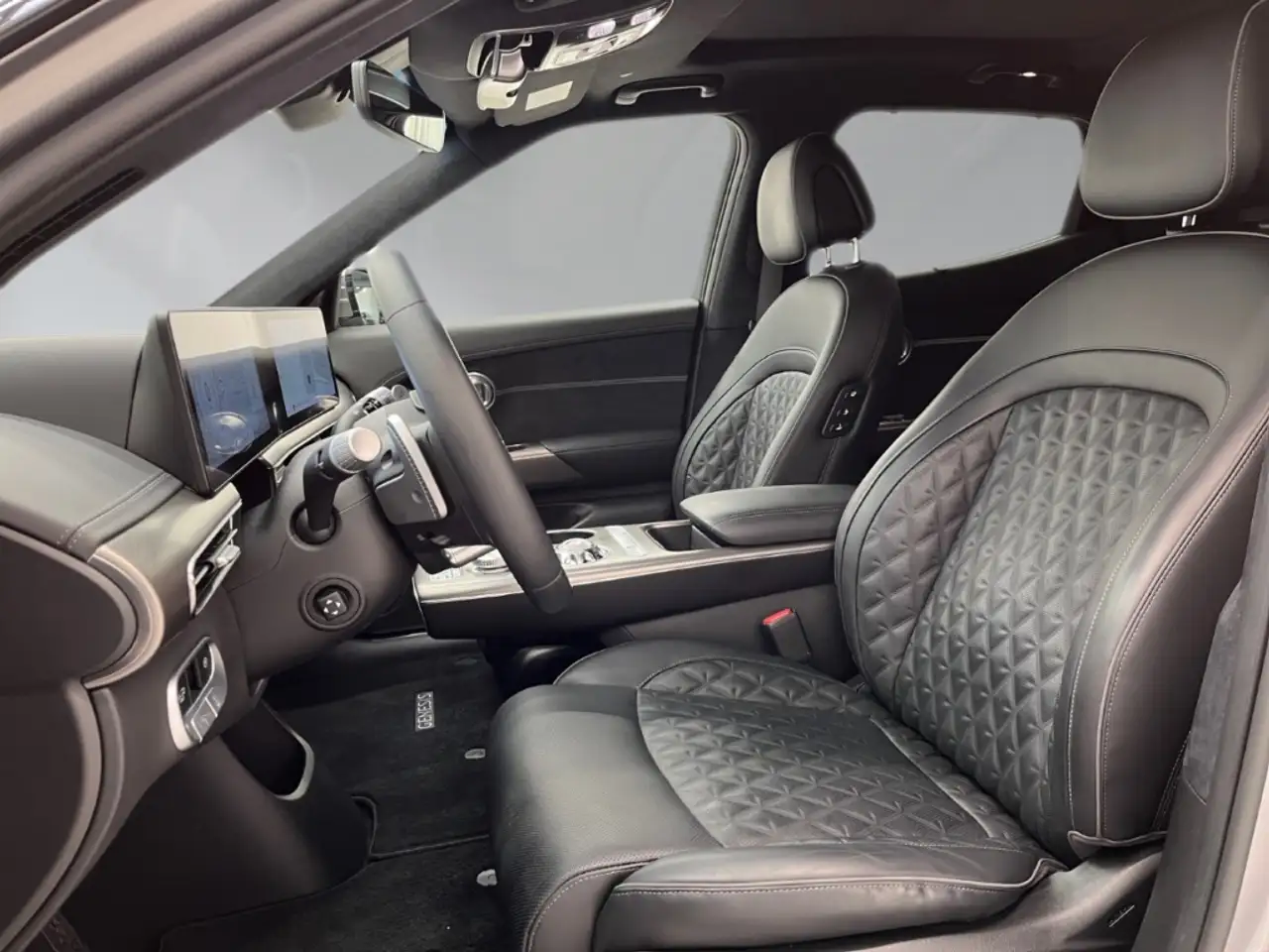 Genesis GV60 Sport Elektro 4WD Sportpaket Panorama Memory Sitze — Galería del vehículo 10