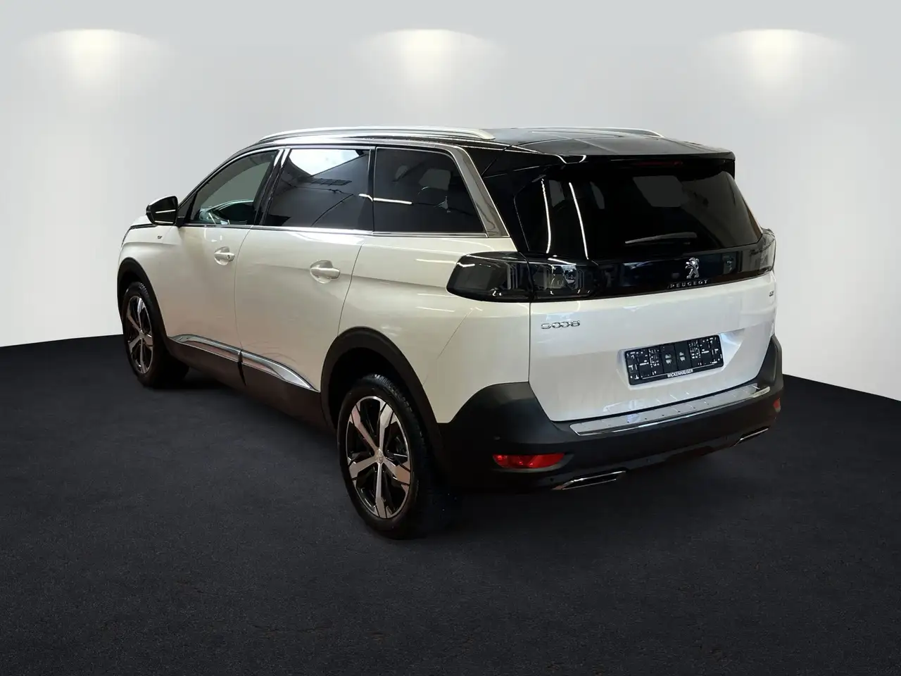 Peugeot 5008 1.2 PureTech 130 GT ACC+LED+Navi+SHZ+360+LM — معرض صور السيارة 5