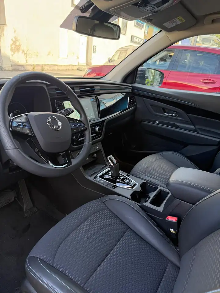 SsangYong Korando *SONDERRABATT* E-Motion Platinum — Galerie du véhicule 8