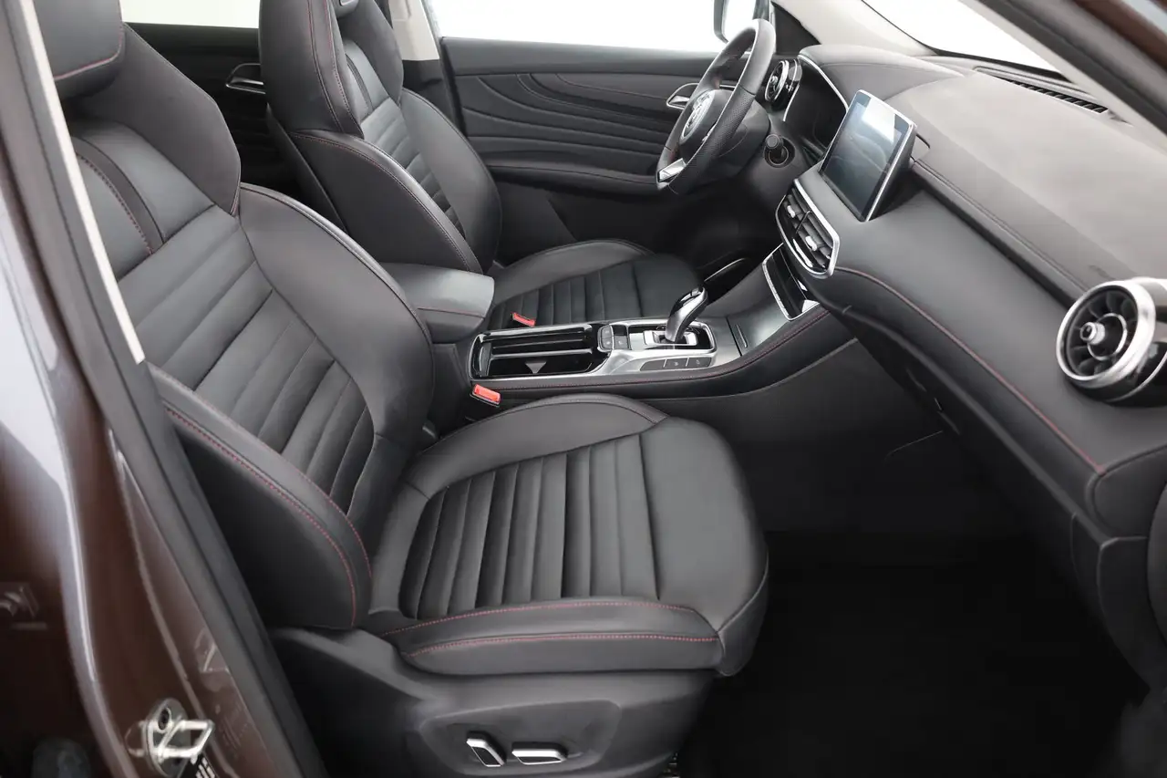 MG HS 1.5 T-GDI Luxury Aut. LED ACC Navi 360° Pano — Vehicle gallery 21