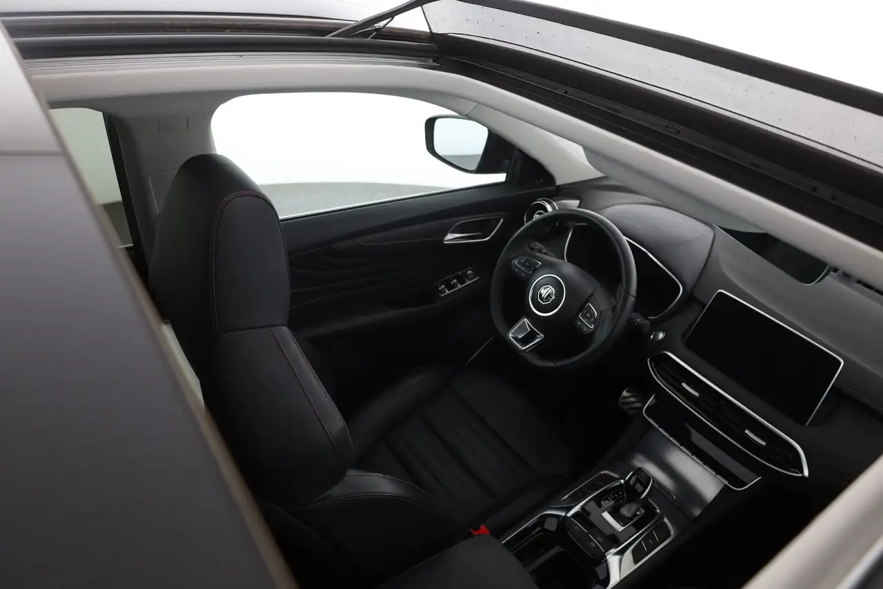 MG HS 1.5 T-GDI Luxury Aut. LED ACC Navi 360° Pano — Vehicle gallery 26