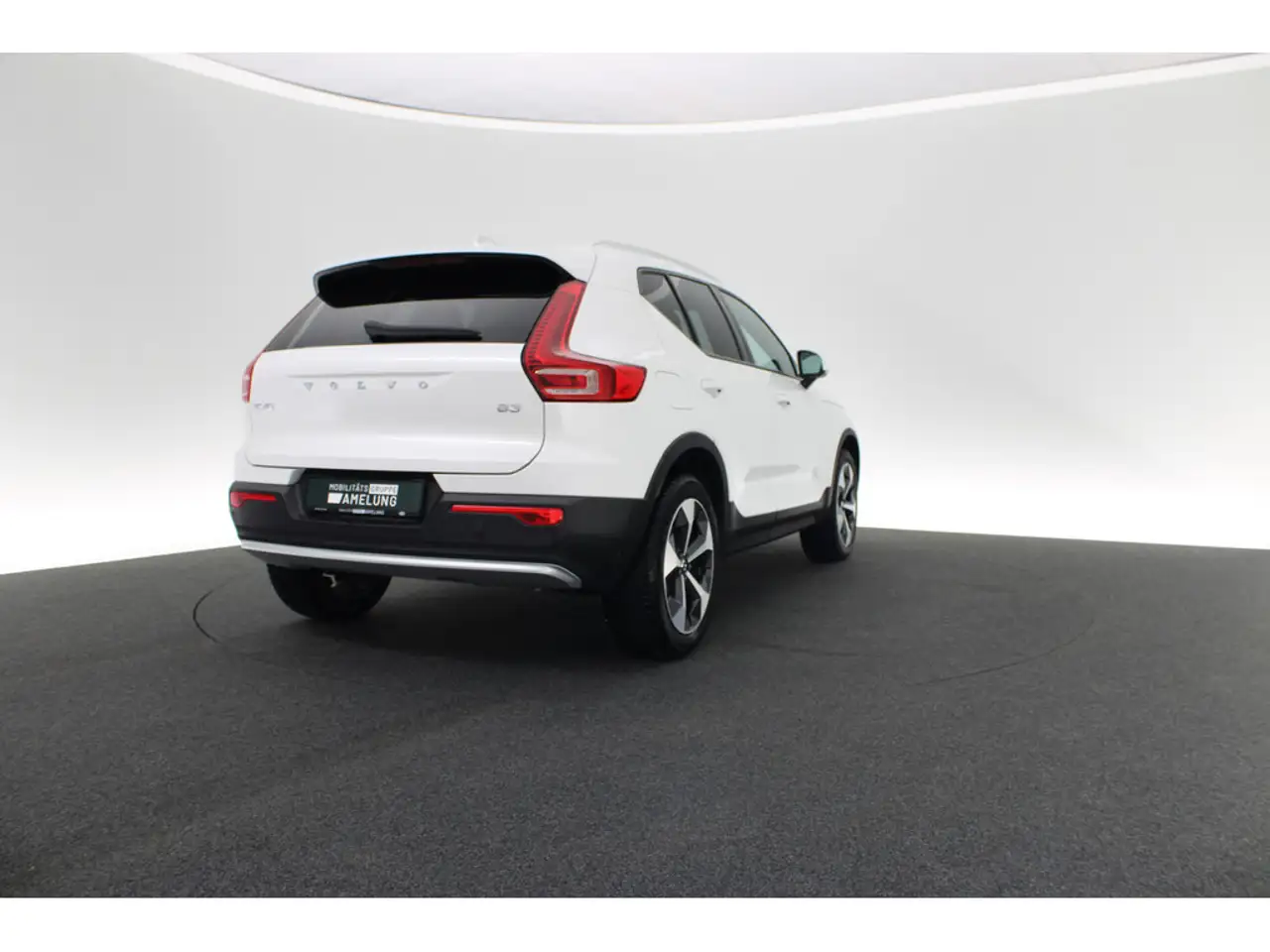 Volvo XC40 B3 DKG Core PDC SHZ KAMERA FACEL. LED — Galería del vehículo 6