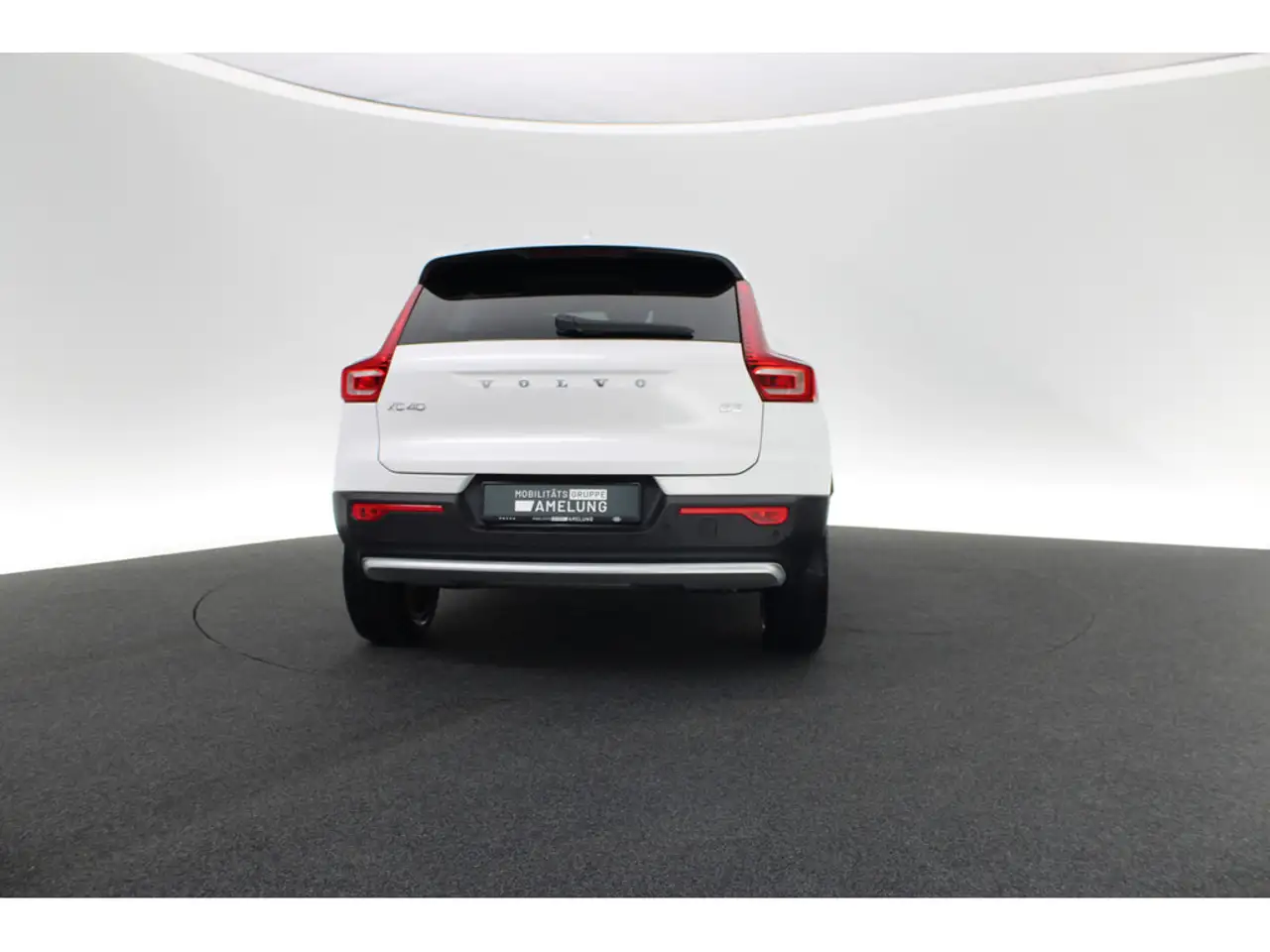 Volvo XC40 B3 DKG Core PDC SHZ KAMERA FACEL. LED — Galería del vehículo 5