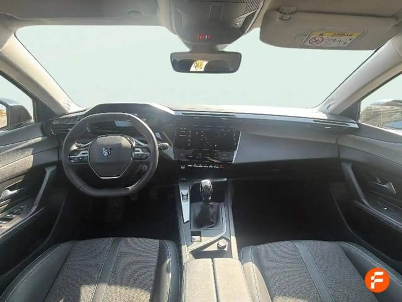 Peugeot 308 1.2 PureTech S&S Allure 130 — Vehicle gallery 16
