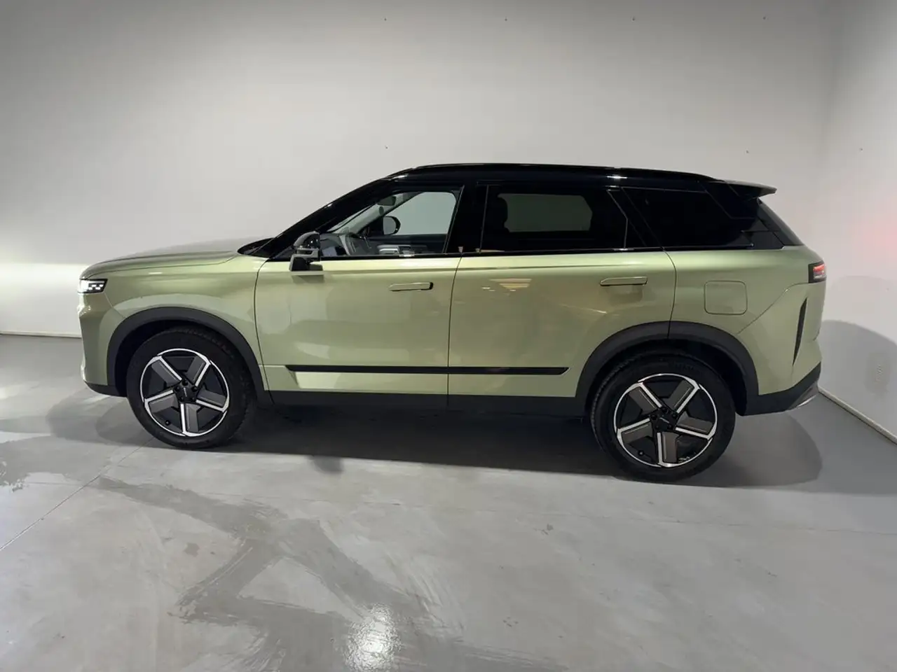Jaecoo J7 Exclusive 1.6 TGDI 108kW AWD Bitono — Galería del vehículo 3