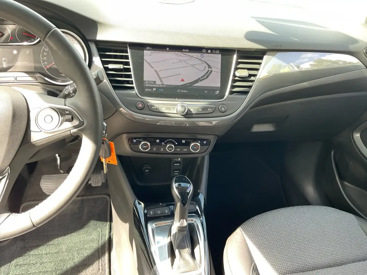 Opel Crossland 1.2 Turbo Enjoy Allwetterreifen, Automa — Galería del vehículo 13