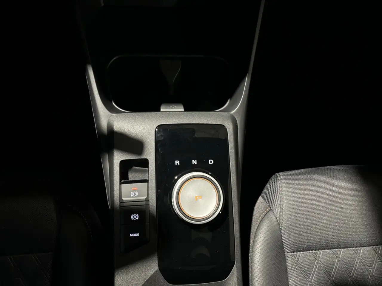 MG MG3 Hybrid+ Luxury 197PS — معرض صور السيارة 14