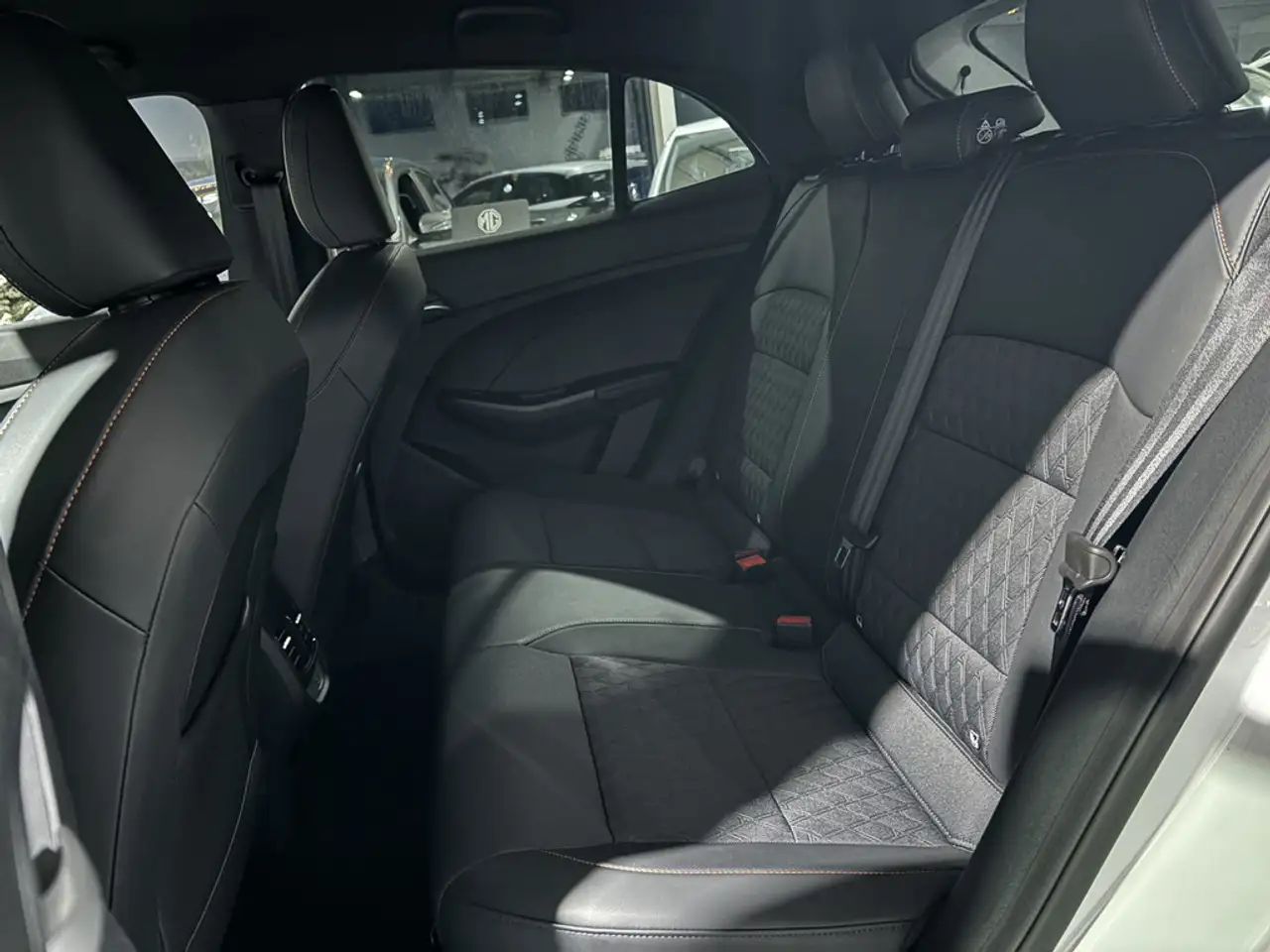 MG MG3 Hybrid+ Luxury 197PS — معرض صور السيارة 16