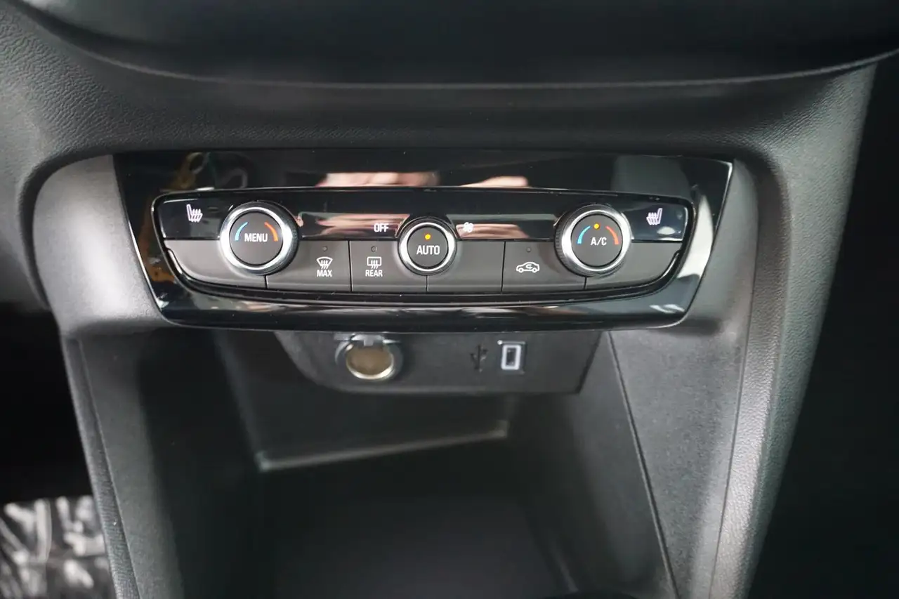 Opel Corsa F 1,2 GS-Line *SHZ*LED*Pano*Kamera* — Galerie du véhicule 17