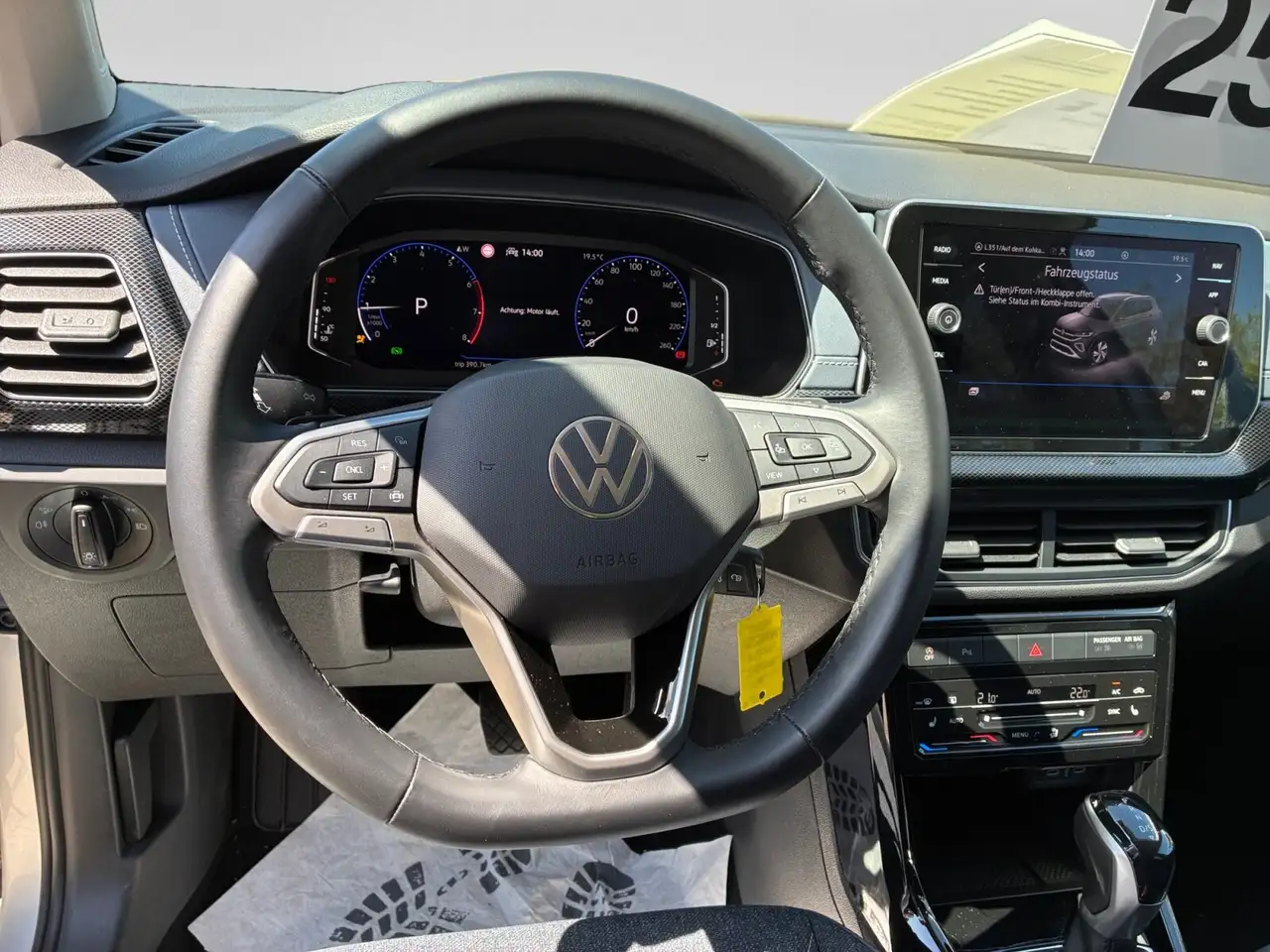 Volkswagen T-Cross T-Cross 1.0 TSI Style DSG-LED-Navi-Front+LaneAs. — Galerie du véhicule 14
