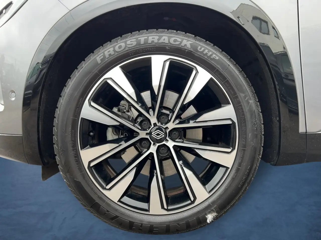 Renault Austral TECHNO E-TECH FULL HYBRID 200 RÜCKFAHRKAMERA — معرض صور السيارة 22