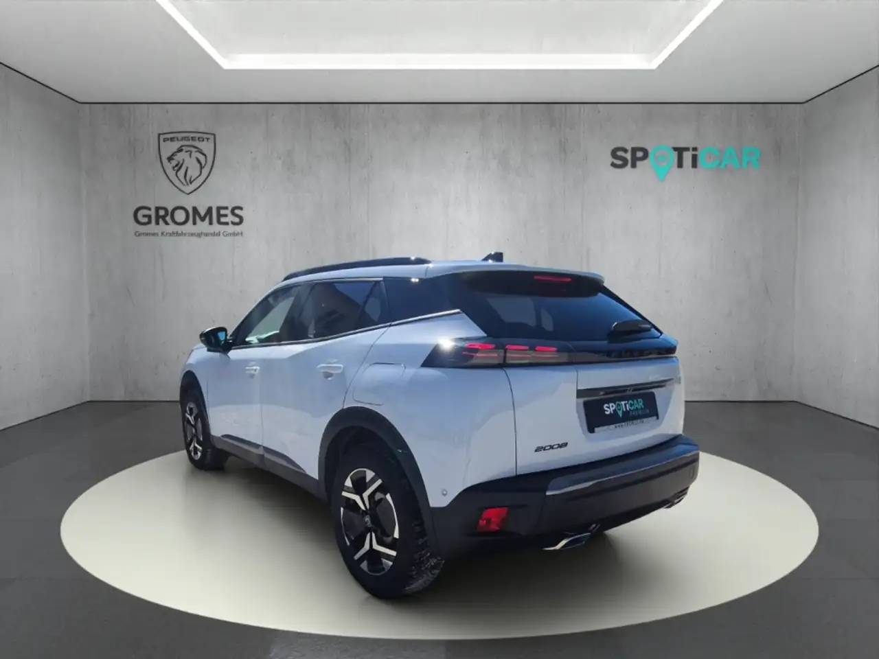 Peugeot 2008 Allure PT 130 EAT8 LED SHZ GripControl Fahrerprofi — Vehicle gallery 5