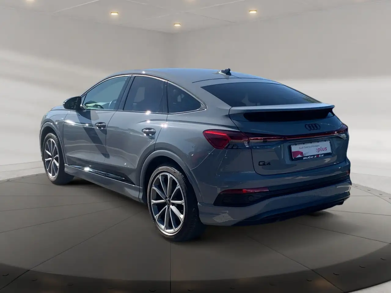 Audi Q4 e-tron Q4 Sportback e-tron 40 S Line,matrix,HUD,Kam.,LM — معرض صور السيارة 4