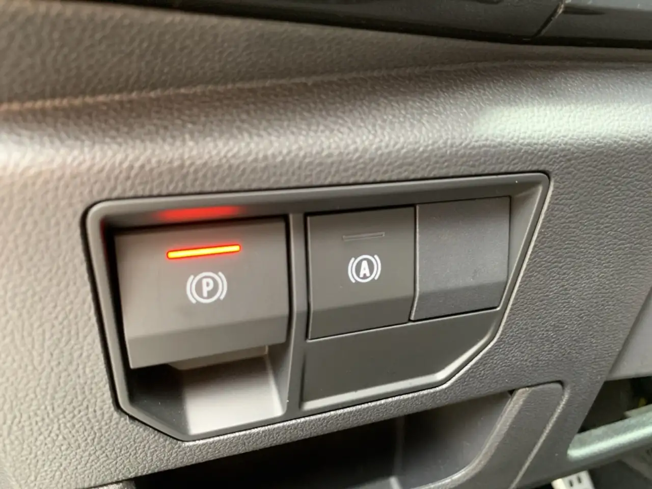 Renault Austral ESPRIT ALPINE MILD HYBRID 160 EDC KLIMA — معرض صور السيارة 38