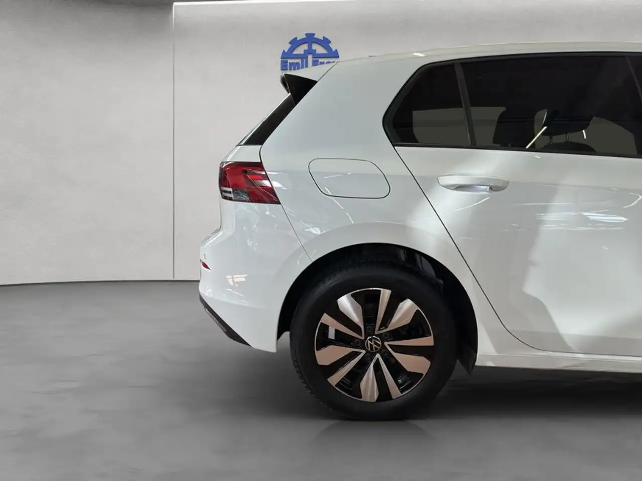 Volkswagen Golf 1.0 TSI Move — Galería del vehículo 23
